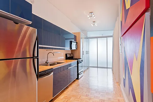 Sold by Corcoran | media 8