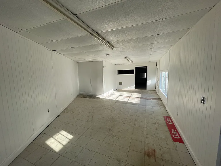 8 S Main St #1 — Photo 3