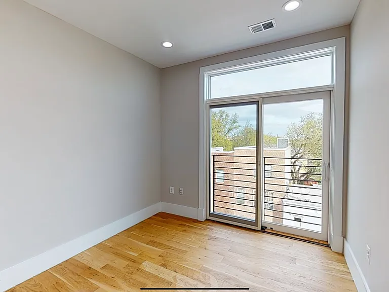 1537 Gales St NE #3A — Photo 10