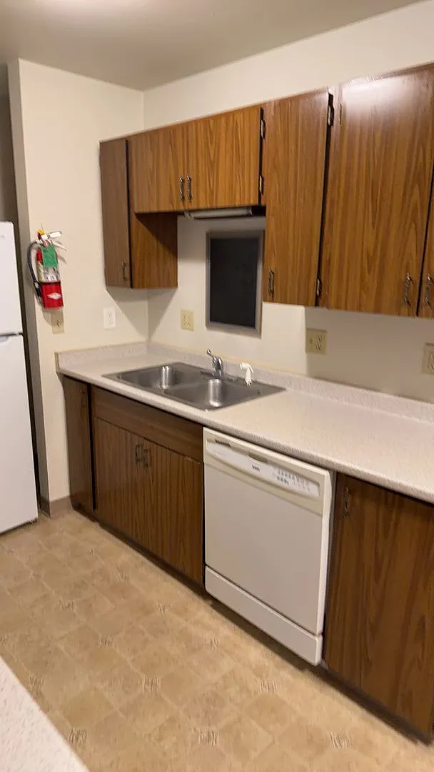417 E 11th Ave - SL70/30 — Photo 4