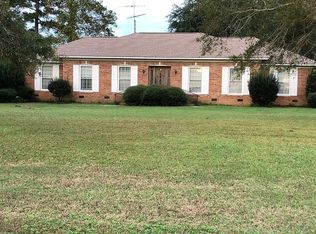 1715 McCutchen Rd, Cades, SC 29518