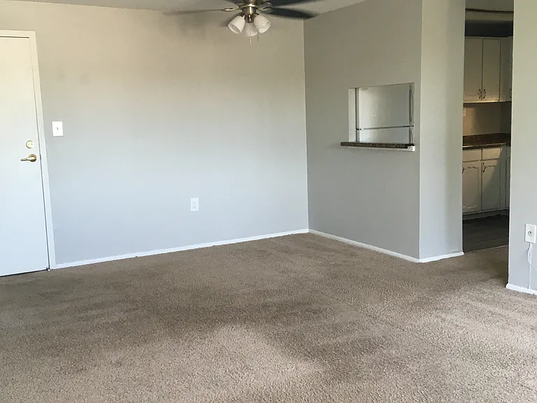 Valley York Apartments — Photo 69