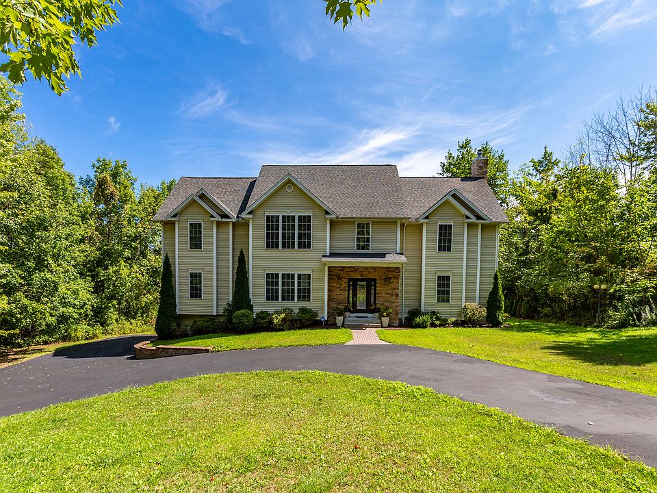 22 Windsong Drive