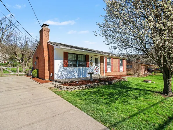 1899 Berkshire Rd, Cincinnati, OH 45230