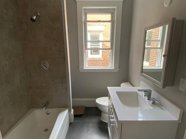 190 Kelton St #1 — Photo 3