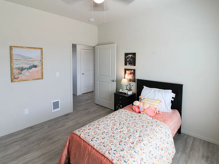 SANDHILL APARTMENTS — Photo 6