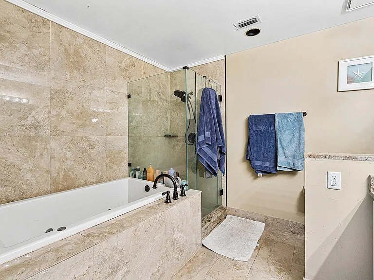 7366 Ashley Shores Cir — Photo 21