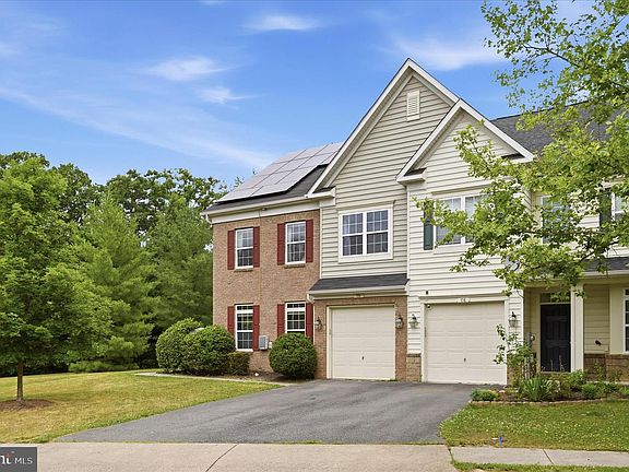 2nd image of 118 Carnoustie Ln
