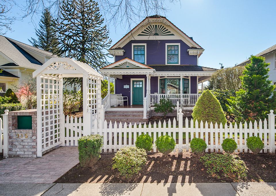 915 Front St, Lynden, WA 98264 Zillow