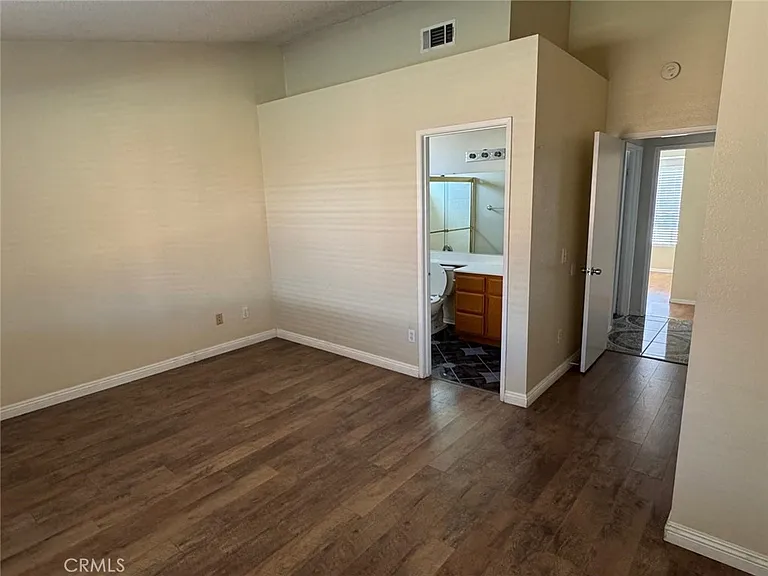 1229 Onyx Dr — Photo 10