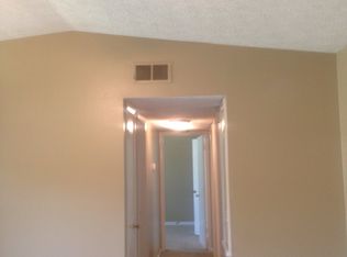 3001 Cricket Rd, Fayetteville, NC 28306