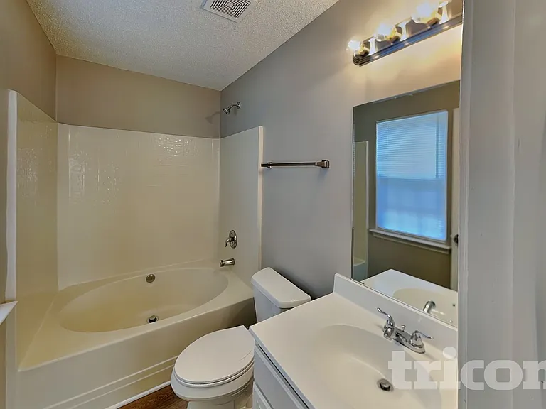 3010 Great Falls Dr — Photo 10