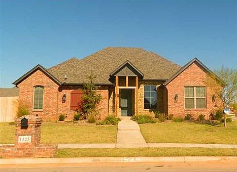 1st image of 1525 NW 173rd Ter