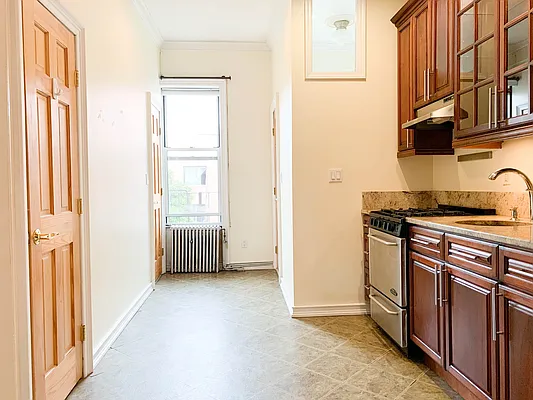 Rented by Ulas Real Estates Inc | media 12