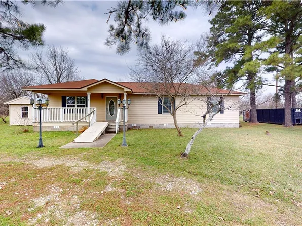 386 Joe Beaver Ln, Victoria, TX 77905