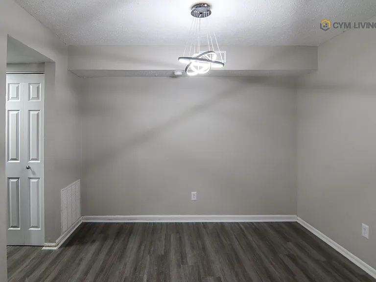 The Eclipse Apartment Homes — Photo 24