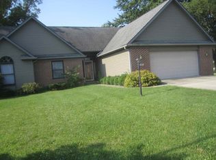 306 E Hickory Grove Rd, Hartford City, IN 47348
