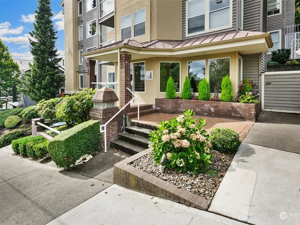 1011 5th Avenue N #107, Seattle, WA 98109