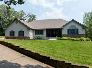 3250 Wild Turkey Ln, Red Wing, MN 55066