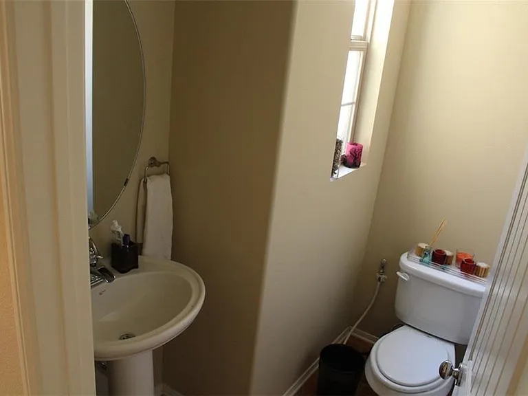 11509 Amalfi Way — Photo 10
