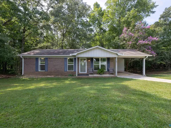 201 Savannah Ln, Hamilton, AL 35570