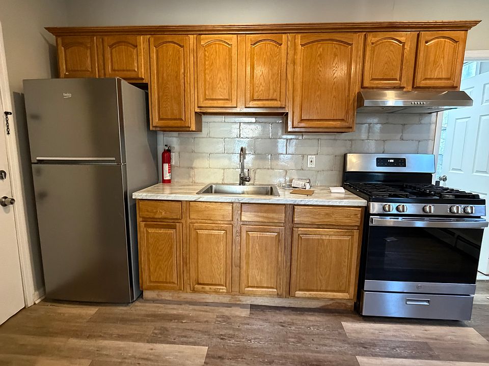 1st image of 86 W 20th St APT 2