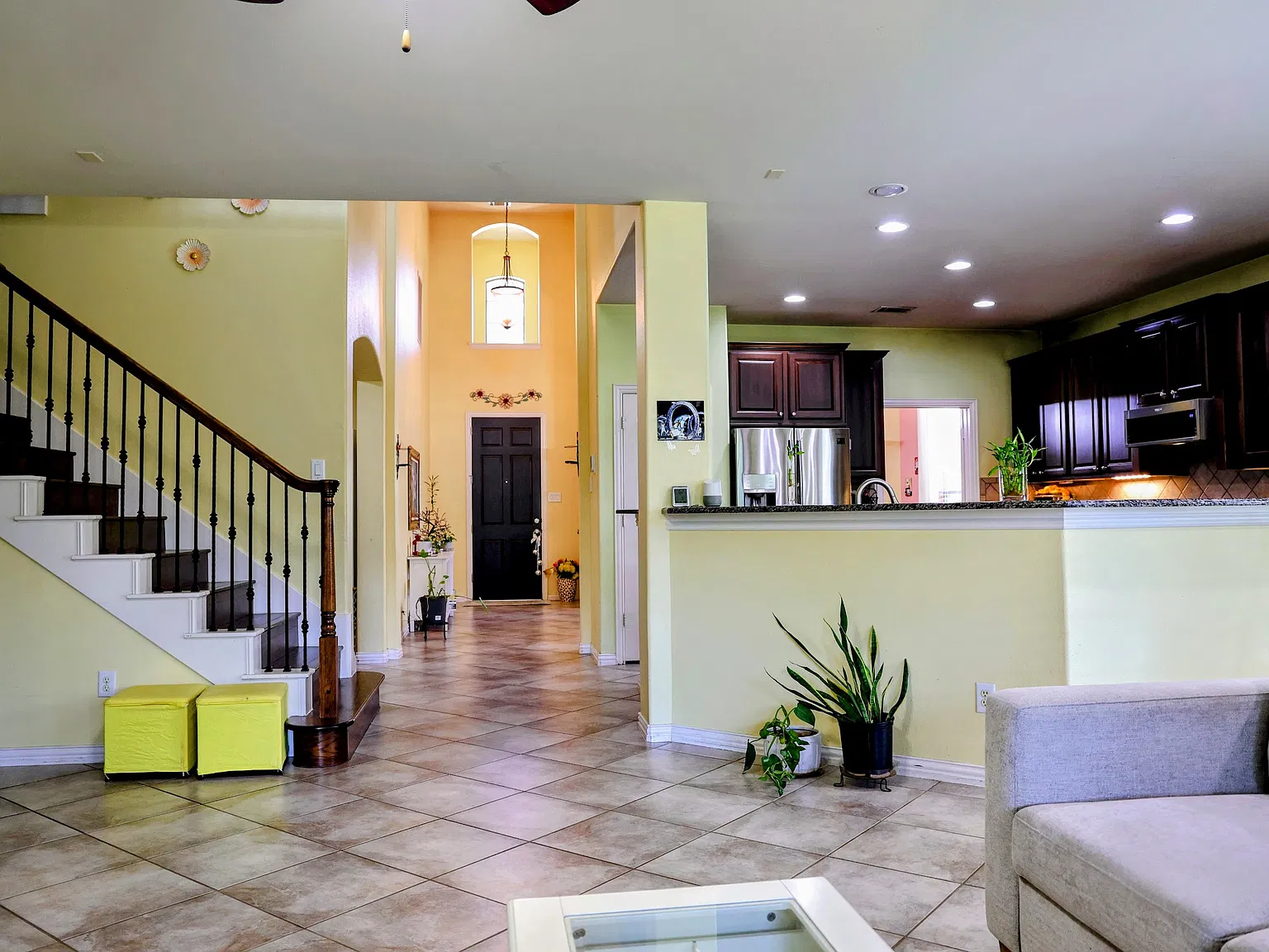 4 bed, 3.5 bath, 3279 sqft, $2,900 — Photo 3