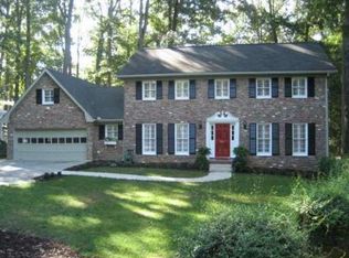 901 High Green Ct, Marietta, GA 30068