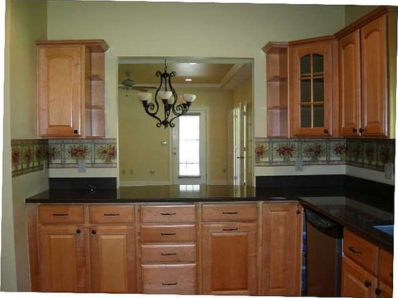 3rd image of 13 Ballantyne Dr