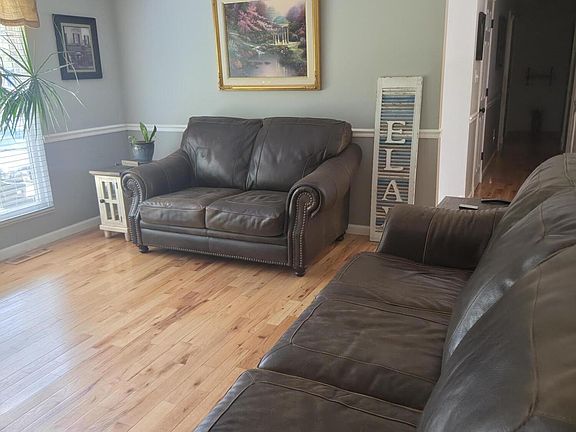 4th image of 3537 Raines Ln