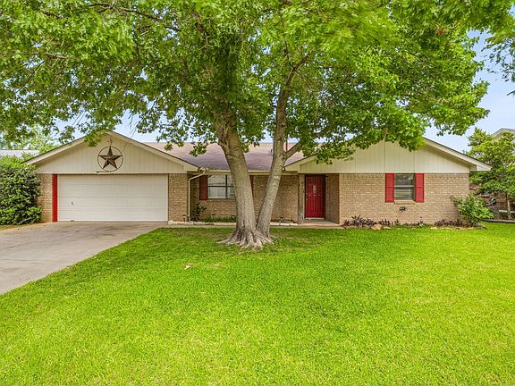 3rd image of 1407 Inglewood Dr