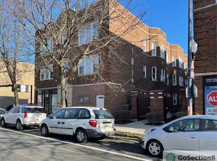 2643 N Laramie Ave APT 3B, Chicago, IL 60639