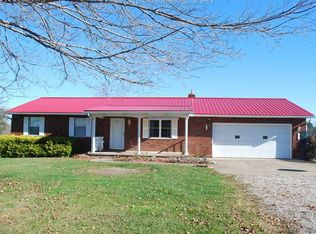 3019 Cain Ridge Rd, Leon, WV 25123