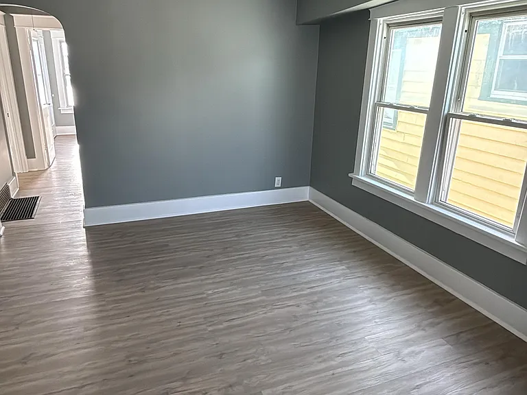 299 Nassau Ave #1 — Photo 6