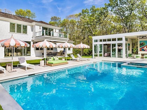 5th image of 1552 Deerfield Rd