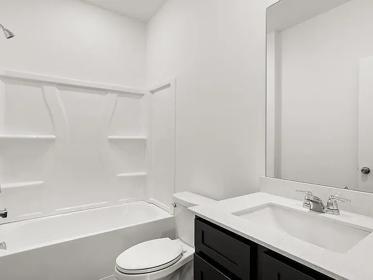Main Floor Full Bath