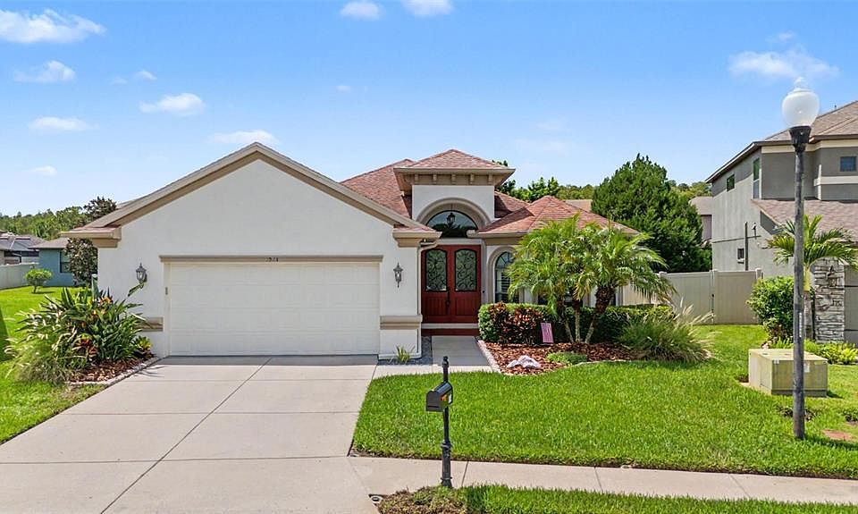 1st image of 1045 MAZA PLACE