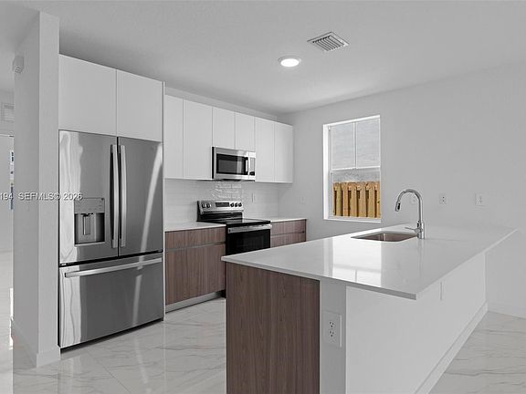 4th image of 27350 SW 133rd Path