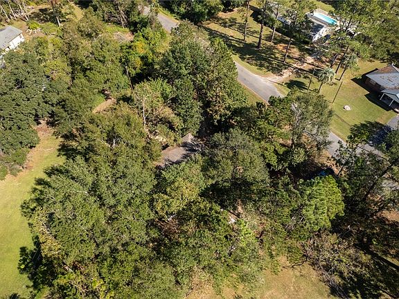 2nd image of 5436 Camellia Dr S