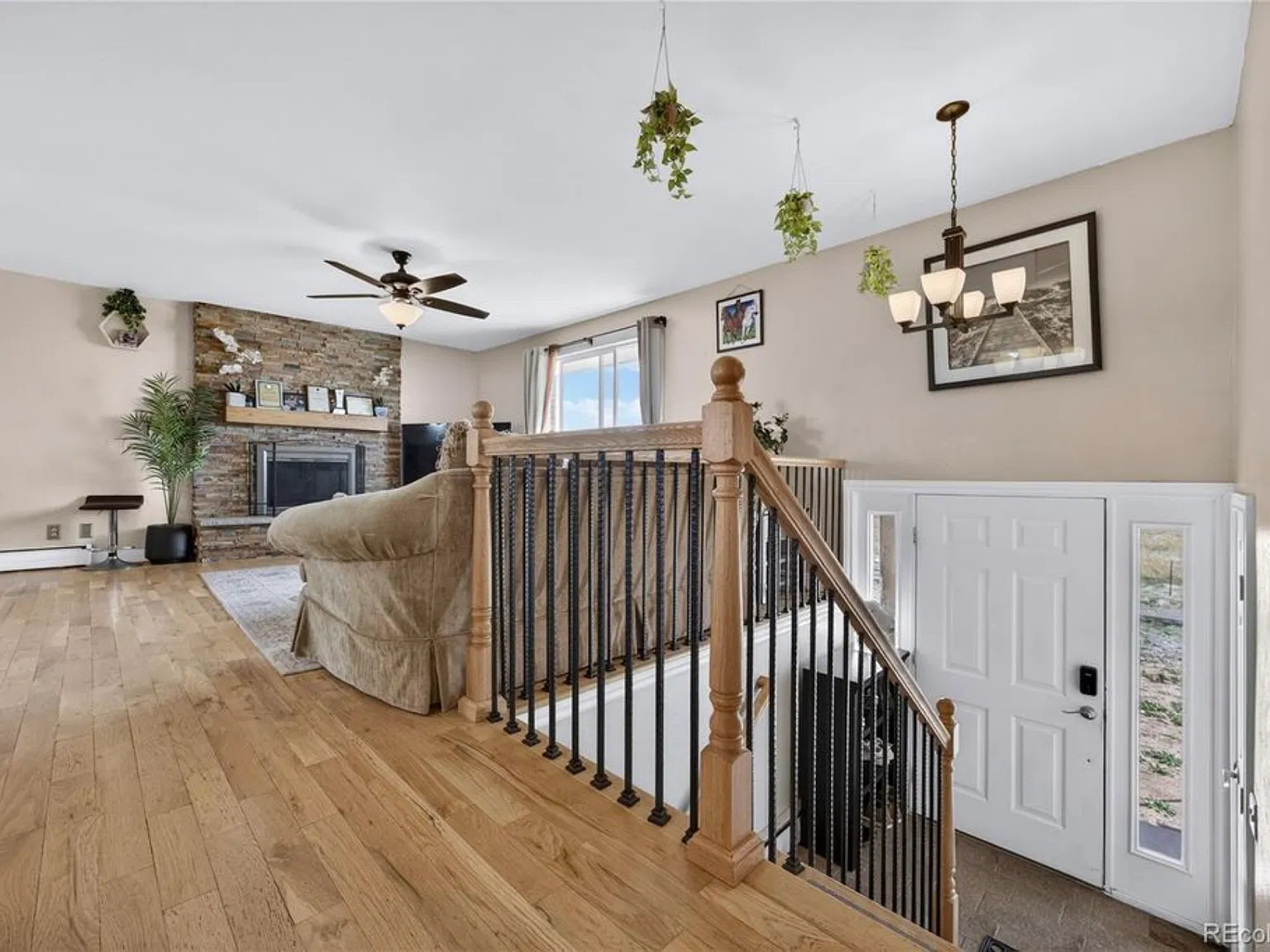 3 bed, 2080 sqft, $3,000 — Photo 4