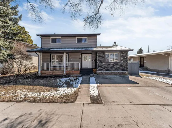 9217 168th St NW, Edmonton, AB T5R 2V8