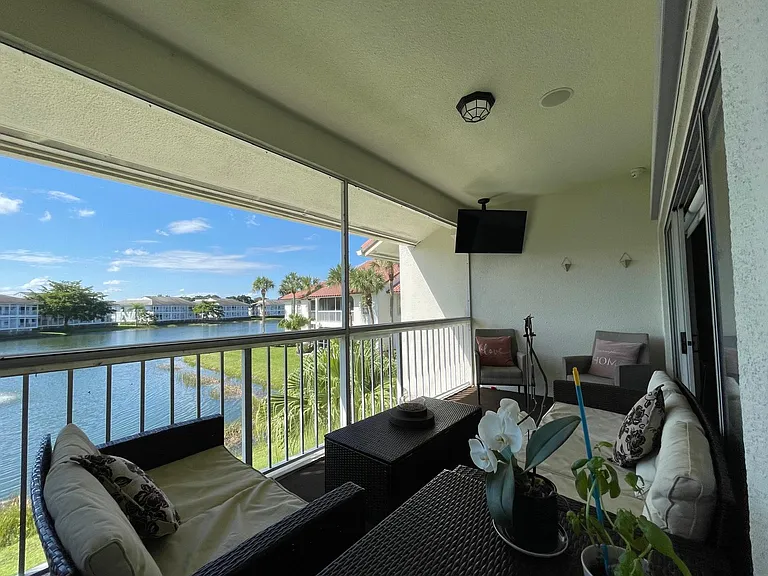 209 Cypress Point Dr — Photo 7
