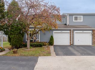 463 Buckeye Dr, Wheeling, IL