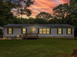 319 Aderhold Rd, Carnesville, GA 30521