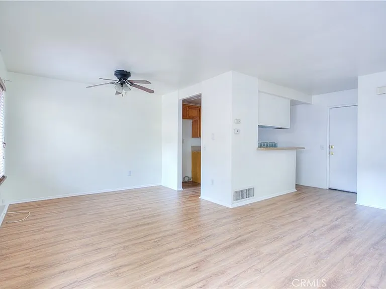 4853 Jackson St #4853C — Photo 1