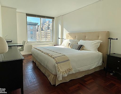 3rd image of 2373 Broadway APT 1505