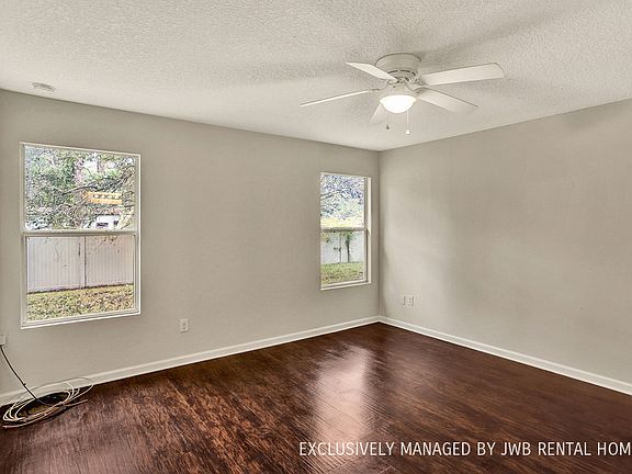 5th image of 5513 Village Pond Cir