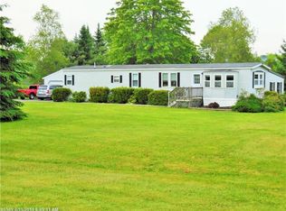 391 Williams Rd, Newport, ME 04953