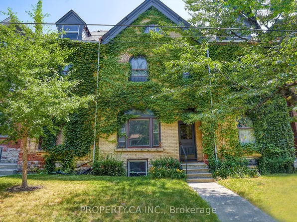 345 Gladstone Ave, Toronto, ON M6H 3H5