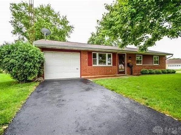 1006 Mayfield Dr, Troy, OH 45373